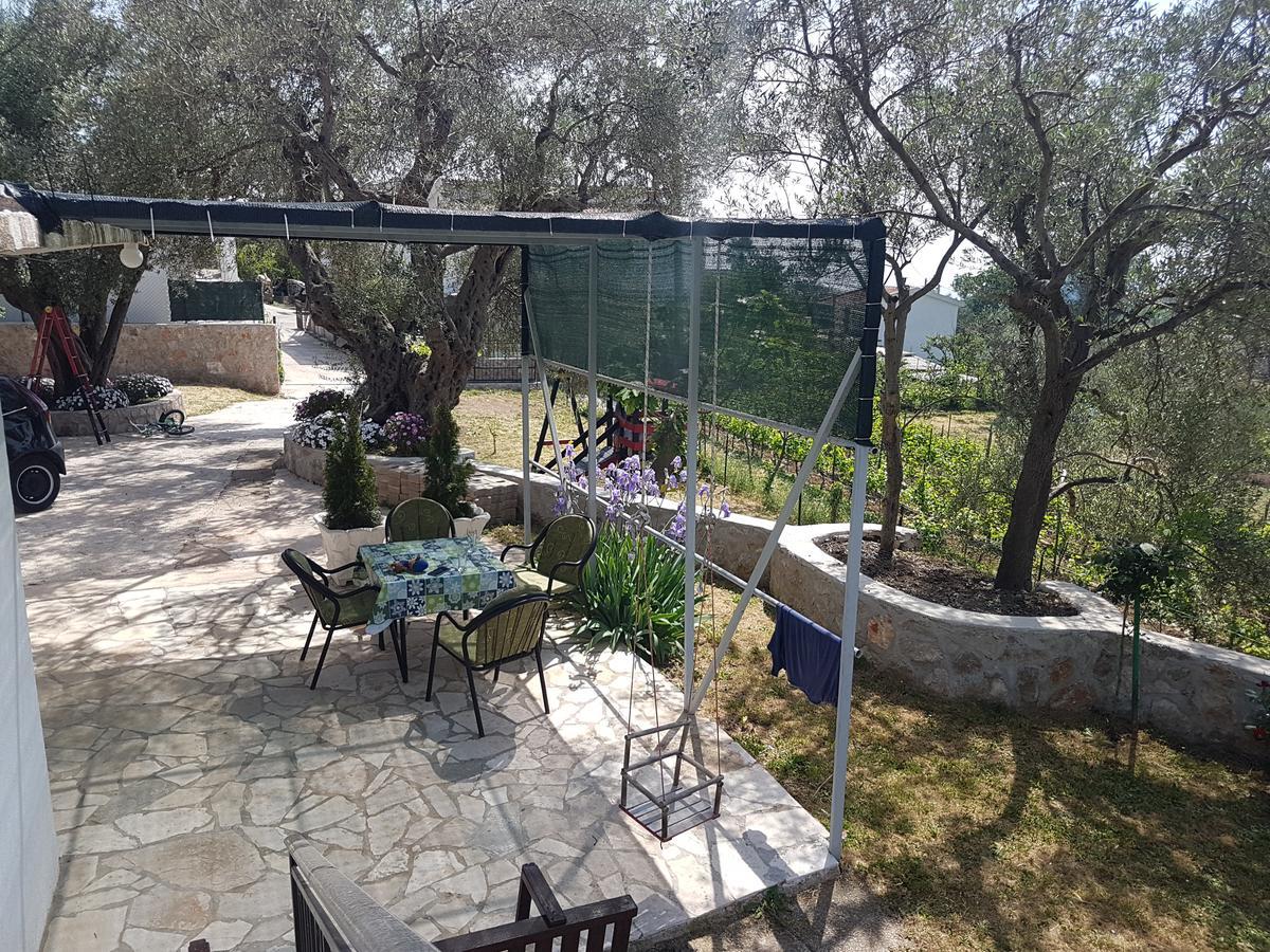 Apartman Nikocevic Dobra Voda Esterno foto