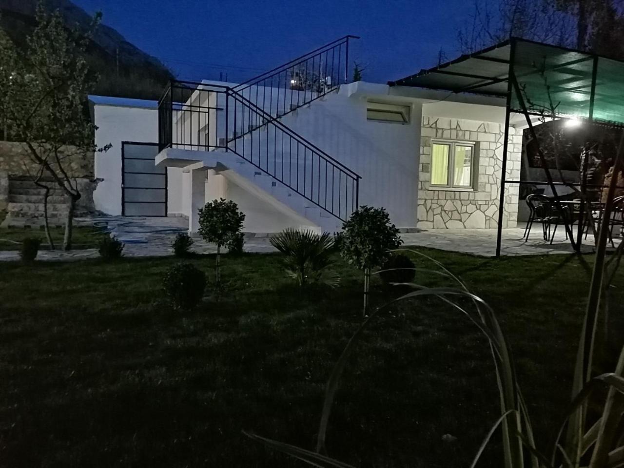 Apartman Nikocevic Dobra Voda Esterno foto