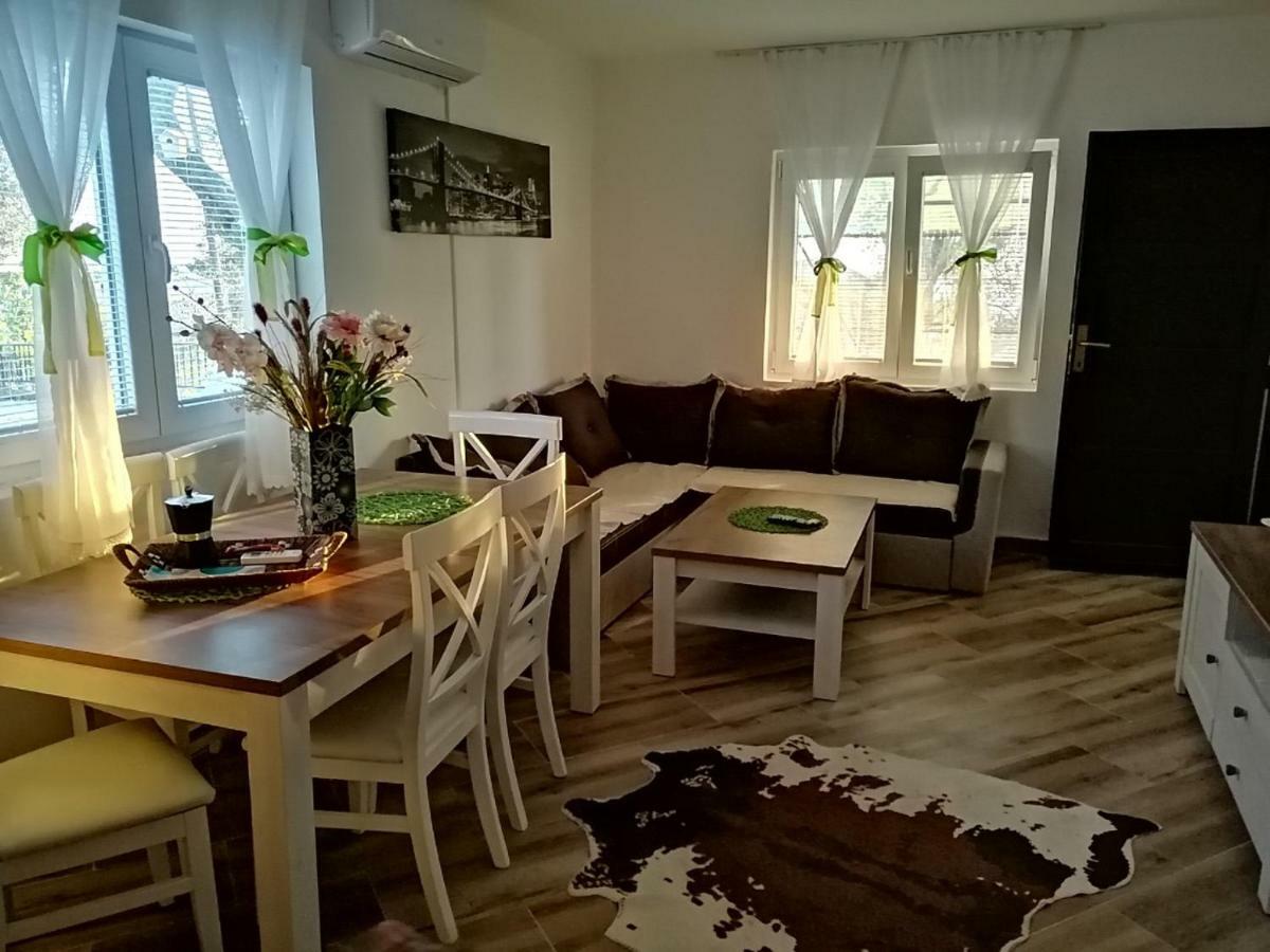 Apartman Nikocevic Dobra Voda Esterno foto