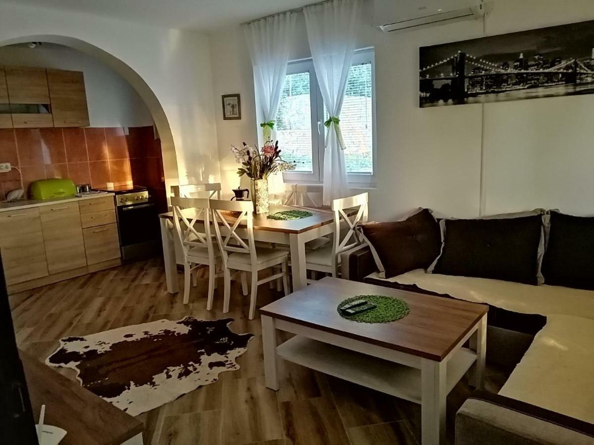 Apartman Nikocevic Dobra Voda Esterno foto