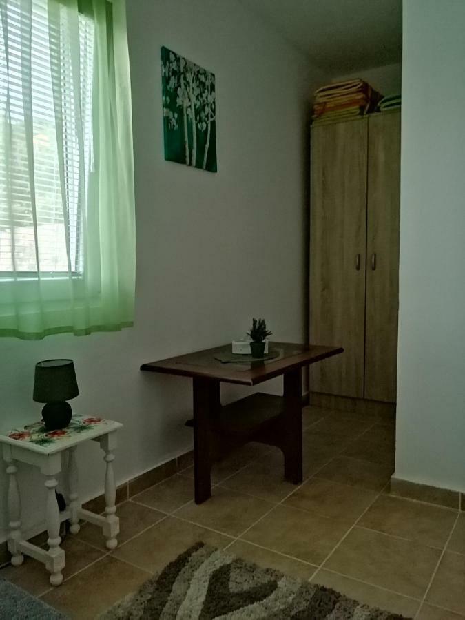 Apartman Nikocevic Dobra Voda Esterno foto